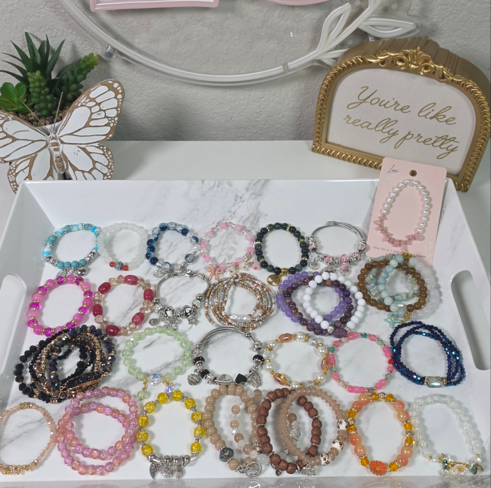 Bracelet Scoops!