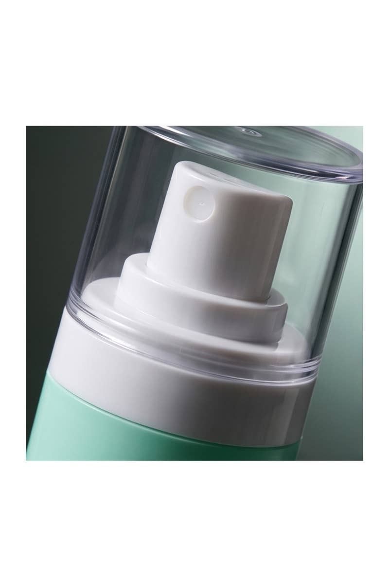 16HR Mattifying Setting Spray
